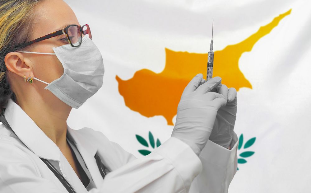 Коронавирус: стала доступна четвертая доза вакцины