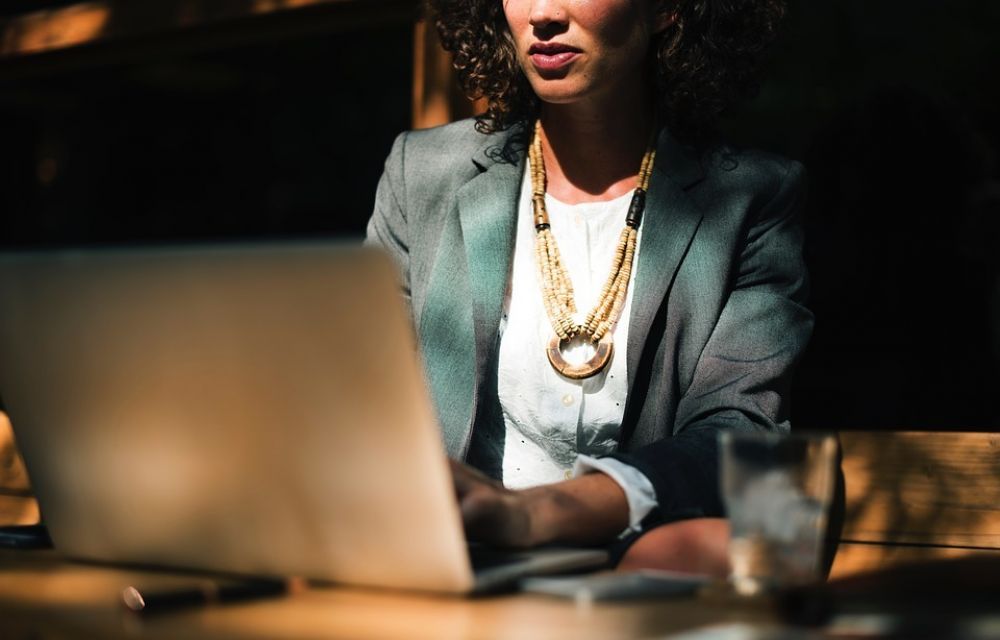 Условия для выплаты пособий и больничных могут изменить