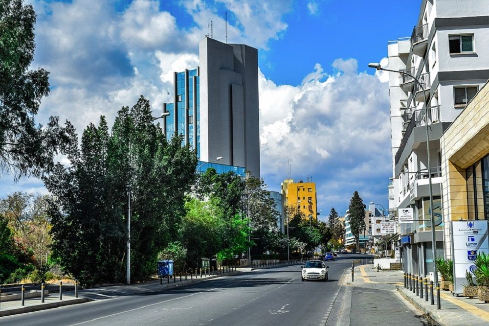 Кто и как работает на Кипре